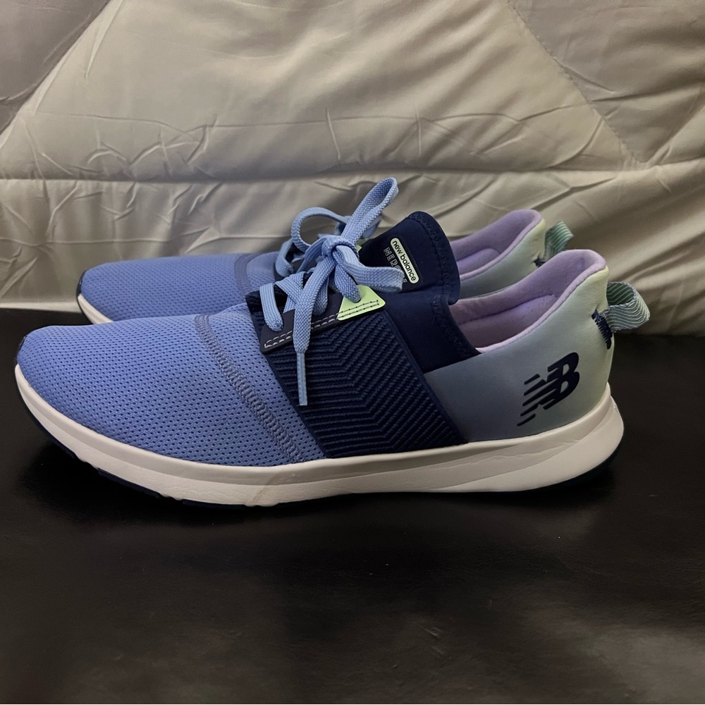 New Balance Women’s Nergize V3 Cross Trainers Size 8.5 Purple and Navy